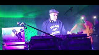 Dj Cash Money quick Mantronix King of the Beats routine [upl. by Matuag870]