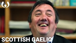 WIKITONGUES Iain speaking Scottish Gaelic [upl. by Sisi]