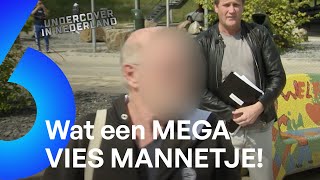 BEJAARDE André K BLIJFT KINDEREN BENADEREN voor SKS 🤬  Undercover in Nederland [upl. by Nonnairb]