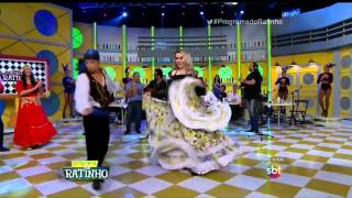 Dança Cigana Programa Ratinho  Grupo Espirito Cigano e bailarinos [upl. by Hannad]