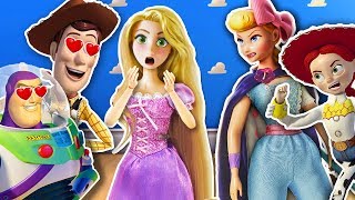 🤠 WOODY y sus AMIGOS se ENAMORAN de RAPUNZEL en TOY STORY 4 ⭐️ Juguetes Fantásticos [upl. by Rengaw93]