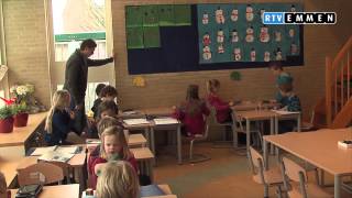 RTV Emmen  Tablets op basisschool [upl. by Enylrac]