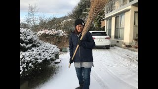 SALJU NUMPUK 雪が積もった [upl. by Tyree]