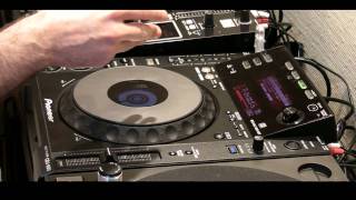 Pioneer CDJ 900 [upl. by Lladnarc]