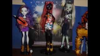 Stop Motion  Monster High Band  Catty Noir singing [upl. by Rehpitsirhc985]