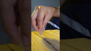 Repara las Grietas de tu mesa de madera con Pegamento Epóxico Profesional Pegatanke [upl. by Bel966]