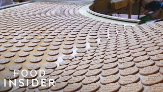 How McVities Chocolate Digestive Biscuits Are Made [upl. by Morey]