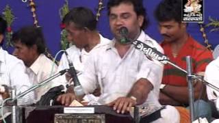 Kirtidan Gadhvi  Toraniya Live  Bhai Bij 2010 [upl. by Yrelbmik]