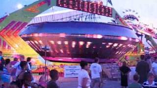 Gravitron ride at the Delaware State Fair [upl. by Gayner]