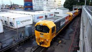 New KiwiRail DL Locomotives Depart Auckland Port [upl. by Layney]