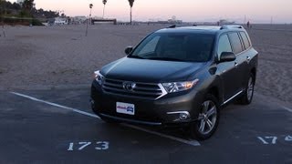 Toyota Highlander Review  Edmundscom [upl. by Giustino]