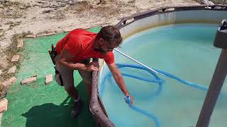 Como Limpiar Piscina Sin Bomba o Filtro en piscinas de plastico muy sucias Y quotCuidado con el Cloroquot [upl. by Atalanti396]