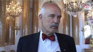 KorwinMikke Bardzo lubię prywatnie Komorowskiego ale niedobrze że został prezydentem [upl. by Halbert572]