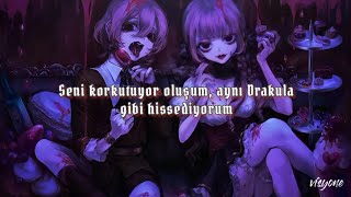 Siouxxie  Masquerade Türkçe Çeviri [upl. by Yevol87]