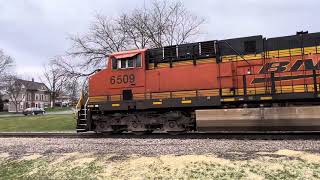 Oswego IL silica train eastbound toward Chicagoland hauling a load [upl. by Gardas]