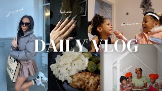 WEEKLY VLOG  STILL OPENING GIFTS  ADULTING STRUGGLES  NOSEY MOFOS 😒 [upl. by Seigler305]