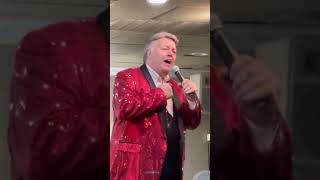 Rich Wilson Singer Buttonwood Bay Sebring FL Jan 5 2022 Singing “ Roses are Red My Love” [upl. by Kcered]