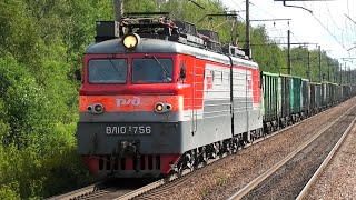 ВЛ10У756 с грузовым поездом следует через оп Русановская [upl. by Pantin]