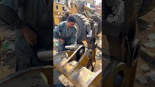 How Short caterpillar Loader boom pine long with stick welding shorts weding [upl. by Hjerpe551]