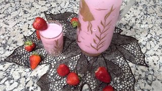 عصير الفراولة و الفلان سهل التحضير jus de fraises flan facile à préparer [upl. by Lanor123]