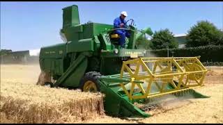 Cosechadora John Deere 330 cosecha trigo 2017 [upl. by Ahk]