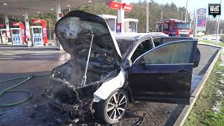 Tankstation Groote Bleek in Maarheeze tijdelijk dicht na autobrand [upl. by Ydnes]