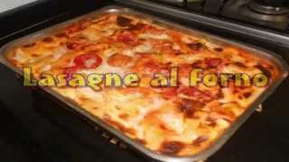 Come fare delle spettacolari Lasagne al forno cotte nel forno a legna Pizza Party by Vincenzo [upl. by Assereht]