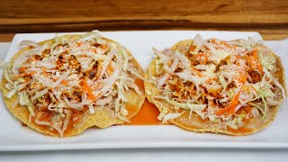 TOSTADAS DE POLLO Muy caseras Receta fácil y muy rica [upl. by Aehtla46]