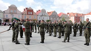 Przysięga absolwentów programu ”Wakacje z wojskiem” [upl. by Wade]