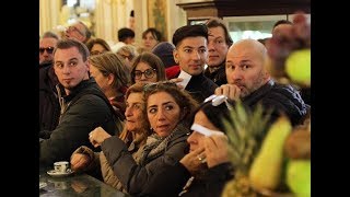 Flash Mob della canzone napoletana  Gran Caffè Gambrinus [upl. by Llib]