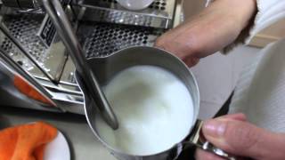 Frothing milk to make latte art 拿鐵製作含打奶泡 [upl. by Ahsimak]