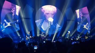 Concert d  Indochine à lyon le 21022018 [upl. by Arondel]