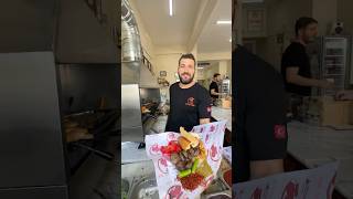 Bugün öğle yemeğinde köfte yiyelim köfteci food yemek streetfood [upl. by Ynohtona]