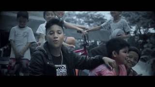 Bata Daw Ako  Lil Jay Official Music Video [upl. by Graubert]