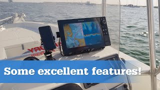 Review Raymarine Axiom Fishfinder  Radar  Chartplotter [upl. by Dasa]