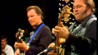 Shuckin The Corn  Roy Clark and Buck Trent 1977 [upl. by Aiak]