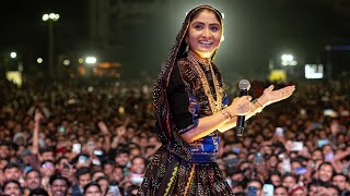 Geeta Rabari  New Live Suraj Kund Faridabad Hariyana Ram Aayenge To Angna Sajayenge  Hindi Bhajan [upl. by Thalassa]