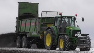 Kompost streuen mit 2 John Deere 7430 amp Bergmann TSW 6240 S HD [upl. by Caspar]