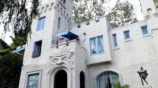 Full Tour INSIDE Clark Gable WEIRDEST House Owned by Joel Schiller [upl. by Anisor]