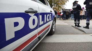 Adolescent tué à Nanterre  ce que lon sait du policier soupçonné du tir mortel [upl. by Loutitia267]