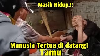 Manusia Tertua 200 Tahun didatangi Tamu  Mbah Harjo Suwito [upl. by Minne]