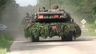 Bundeswehr probt Ernstfall in der Heide  German army columns in 2023 with Leopard Marder Puma 4K [upl. by Aerdnaed]