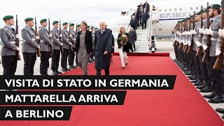 Arrivo del Presidente Mattarella all’aeroporto militare di Berlino Brandeburgo [upl. by Annenn]