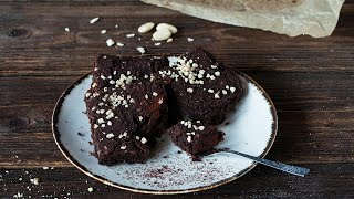 Low Carb Brownies mit Kidneybohnen  XXXLecker [upl. by Konrad151]