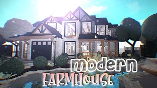 Roblox  Bloxburg Modern Luxury Farmhouse  House Build [upl. by Rockafellow]