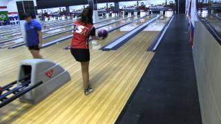 Diandra Asbatys 4Step approach at the 2011 World Bowling Cup in South Africa [upl. by Flora115]