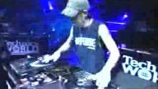 dj kentaro djing 2002 AMAZING [upl. by Remlap]