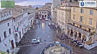 Assisi Live Webcam Piazza del Comune [upl. by Frerichs]