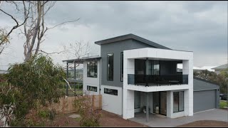 Bondor Beach House at Phillip Island – Open Homes Australia S5 [upl. by Melliw]