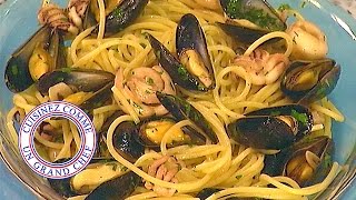 Spaghettis aux fruits de mer [upl. by Bohi]